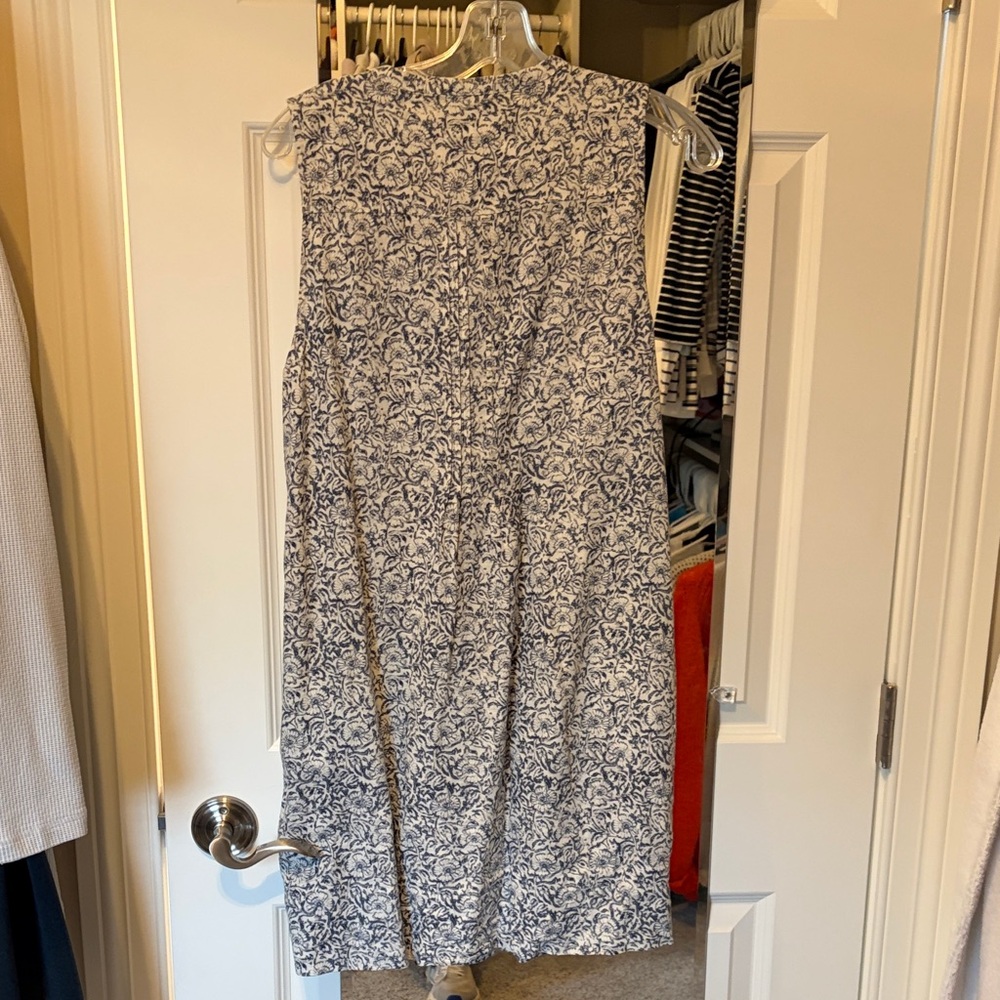 Faherty Blue and White Floral Midi Dress - Picture 5 of 8
